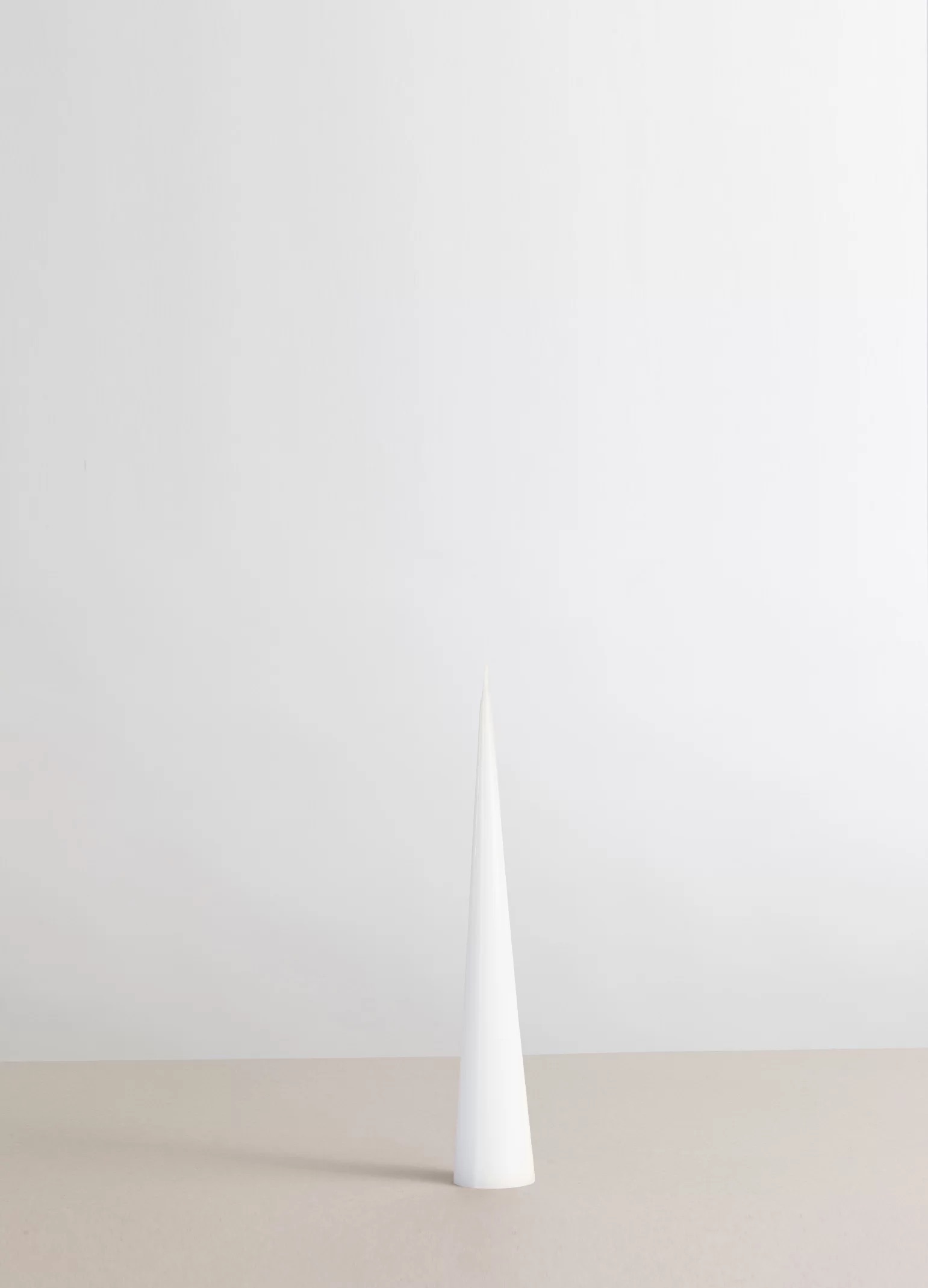 ALD003-1, Свеча конусная (10 часов), 25х4,2 см, белый, 2009980180229,4627197642354