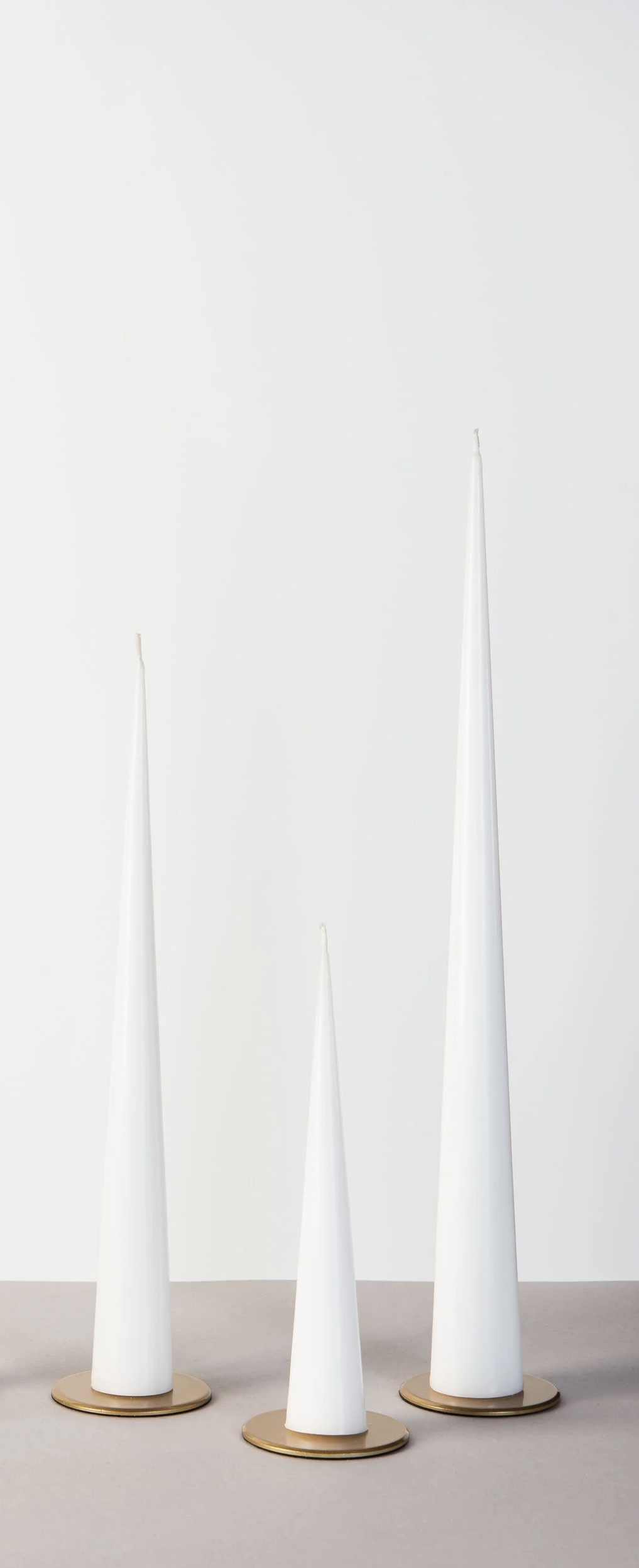 ALD004-1, Свеча конусная (17 часов), 36х4,5 см, белый, 2009980180380,4627197642514