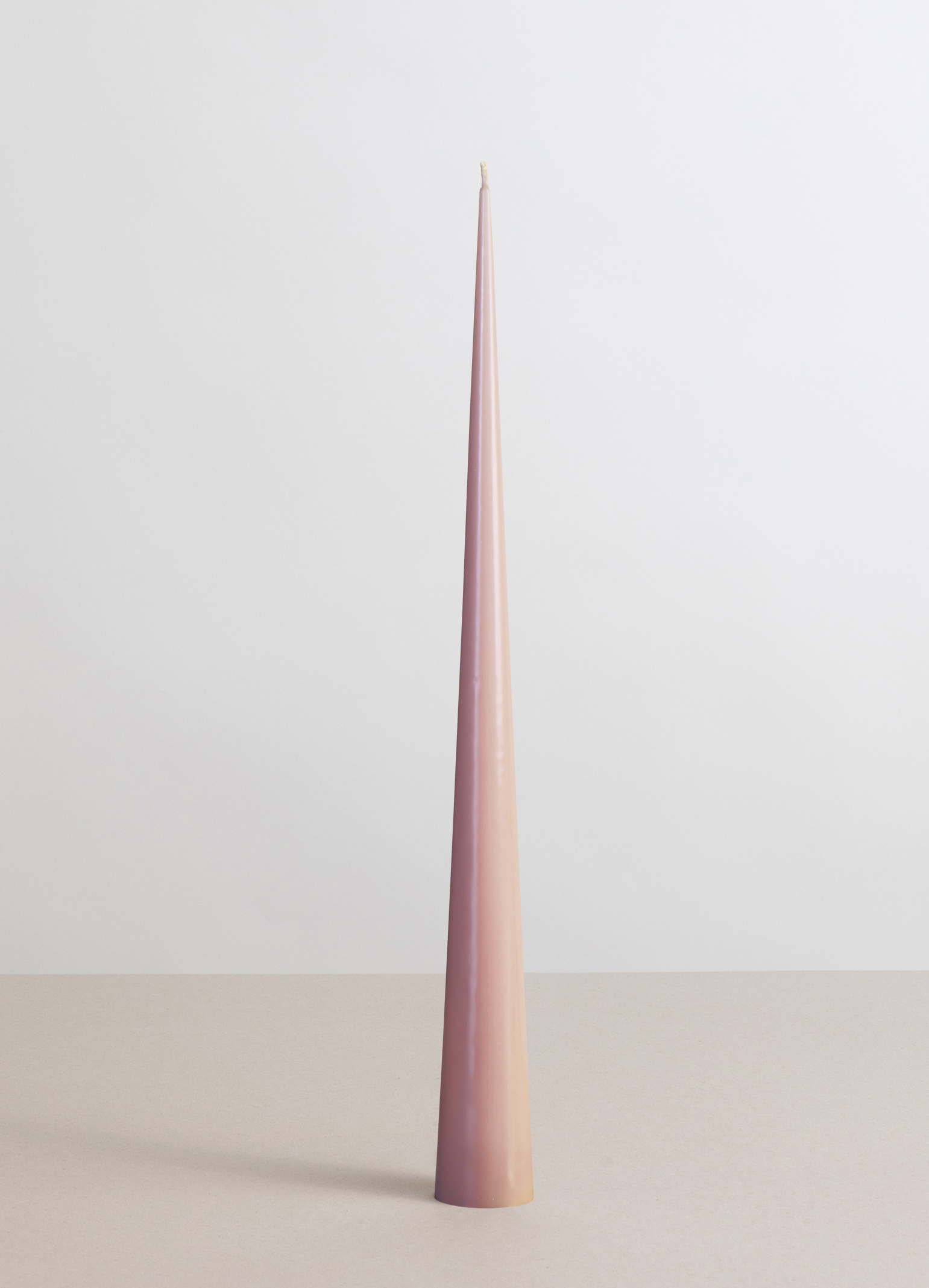 ALD005-9, Свеча конусная (30 часов), 47х5 см, теплый розовый, 2009980180625,4627197642750