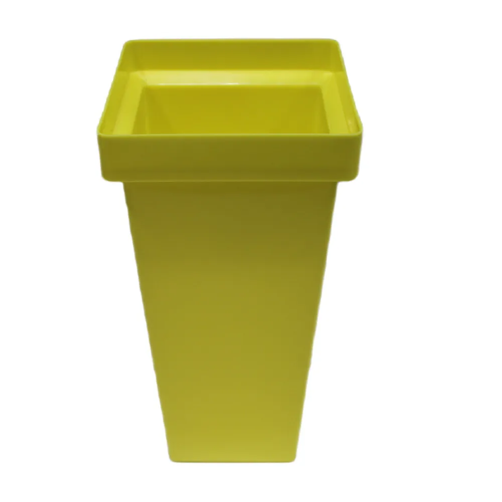 Пластиковая ваза, квадратная, однотонная, высота 34см, верх 17х17см, низ 11х11см, цв. Желтый, 4610225433659